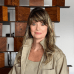 Juíza do TJDF lança livro baseado em histórias reais de violência contra a mulher