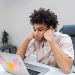 Atualização da NR 1 coloca saúde emocional dos trabalhadores no centro das obrigações das empresas